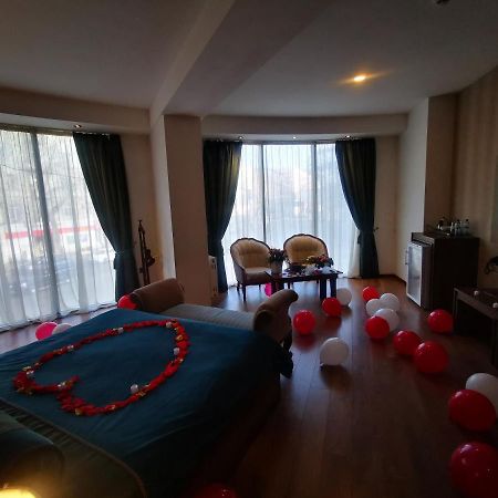 Green Queen Hotel Tbilisi Eksteriør bilde
