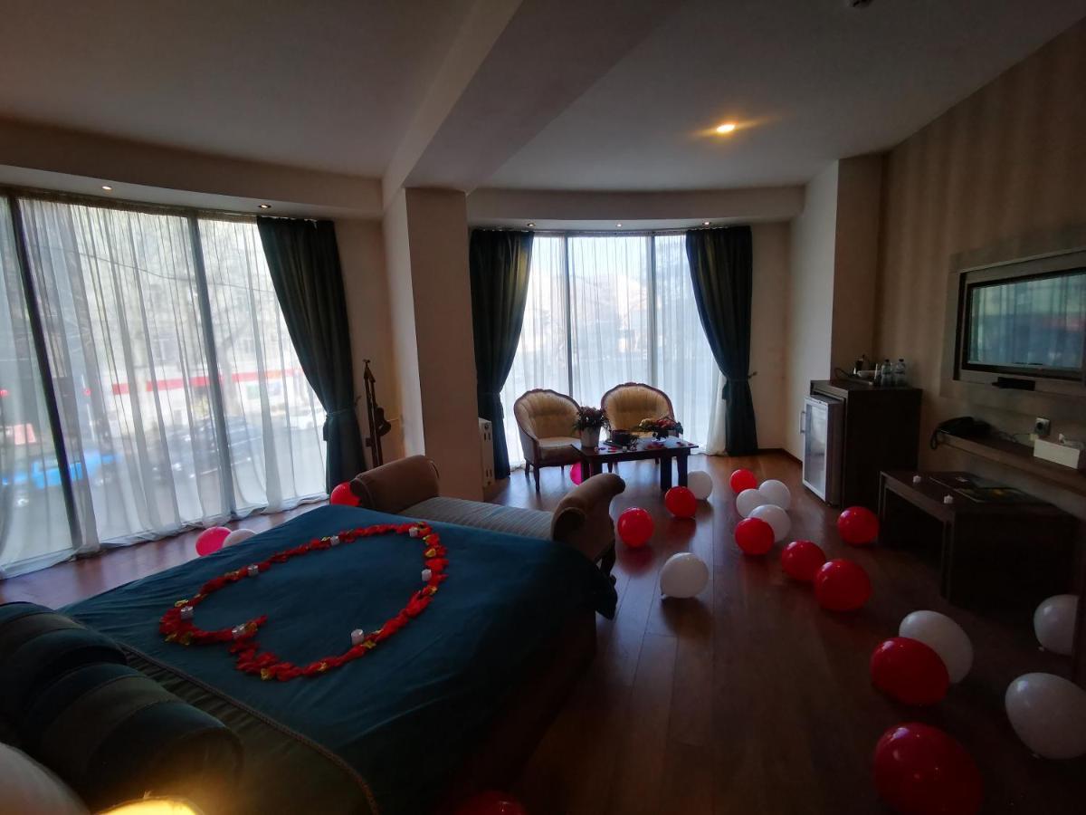 Green Queen Hotel Tbilisi Eksteriør bilde