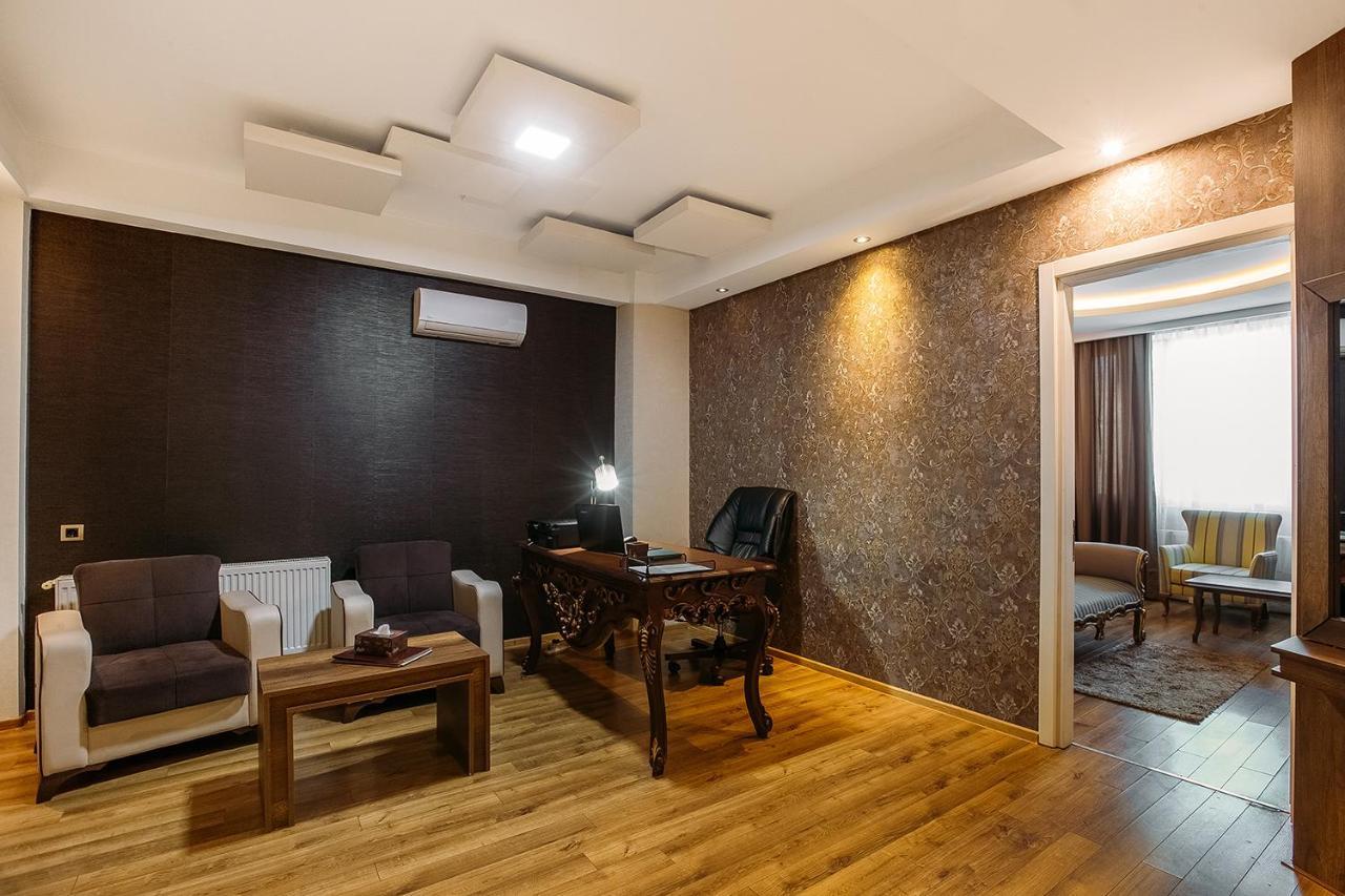 Green Queen Hotel Tbilisi Eksteriør bilde